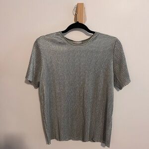 3/$20 ☀️ Green Shiny Textured Tee